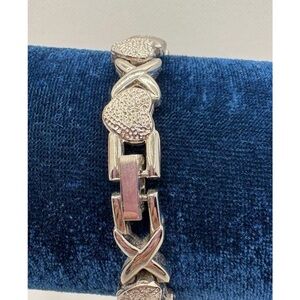 Vintage Retro Heart X & O Bracelet Shiny “X” Textured Heart “O” Silver Tone 7.5”